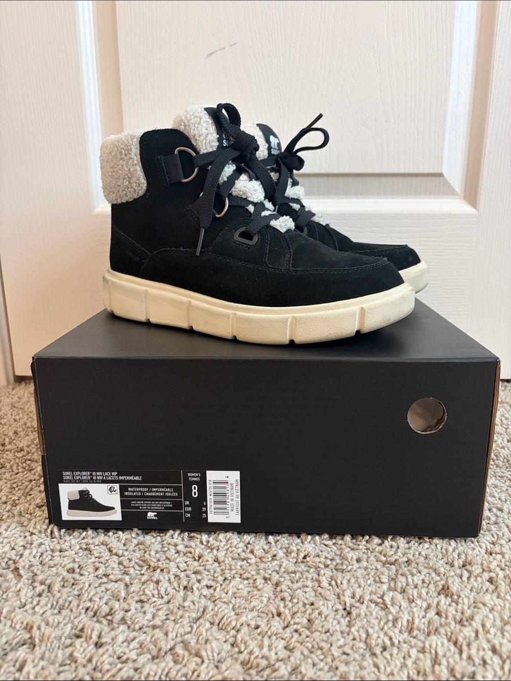 SOREL Explorer III NW Lace Waterproof Boots Black Faux Shearling Size 8 W/ Box